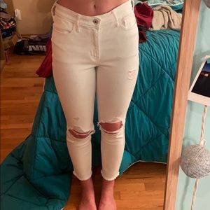 Brand new Without Tags Hollister White Jeans